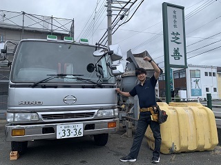 271662405